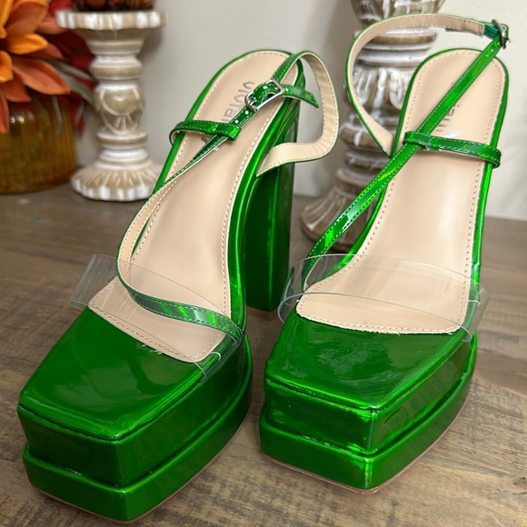 Vivianly Metallic Green Clear Toe Strap Platform Wide Heel Sandals - Picture 6 of 11